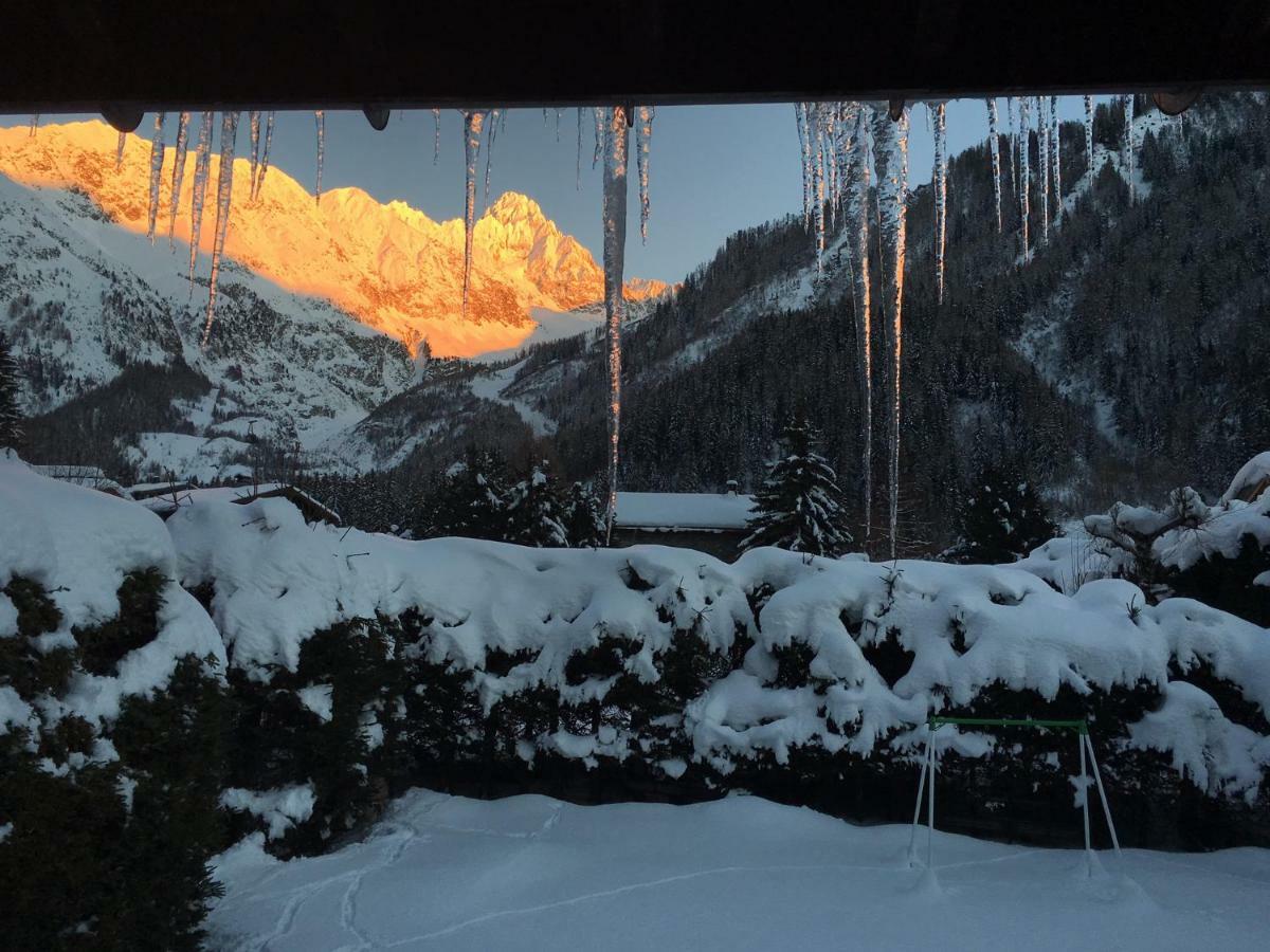 Chalets Pyrene Mont-Blanc Chamonix Bagian luar foto